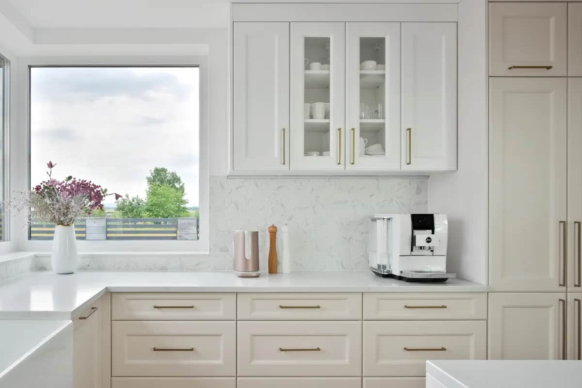 Pomysły na ścianę w kuchni, które odmienią Twoje wnętrze