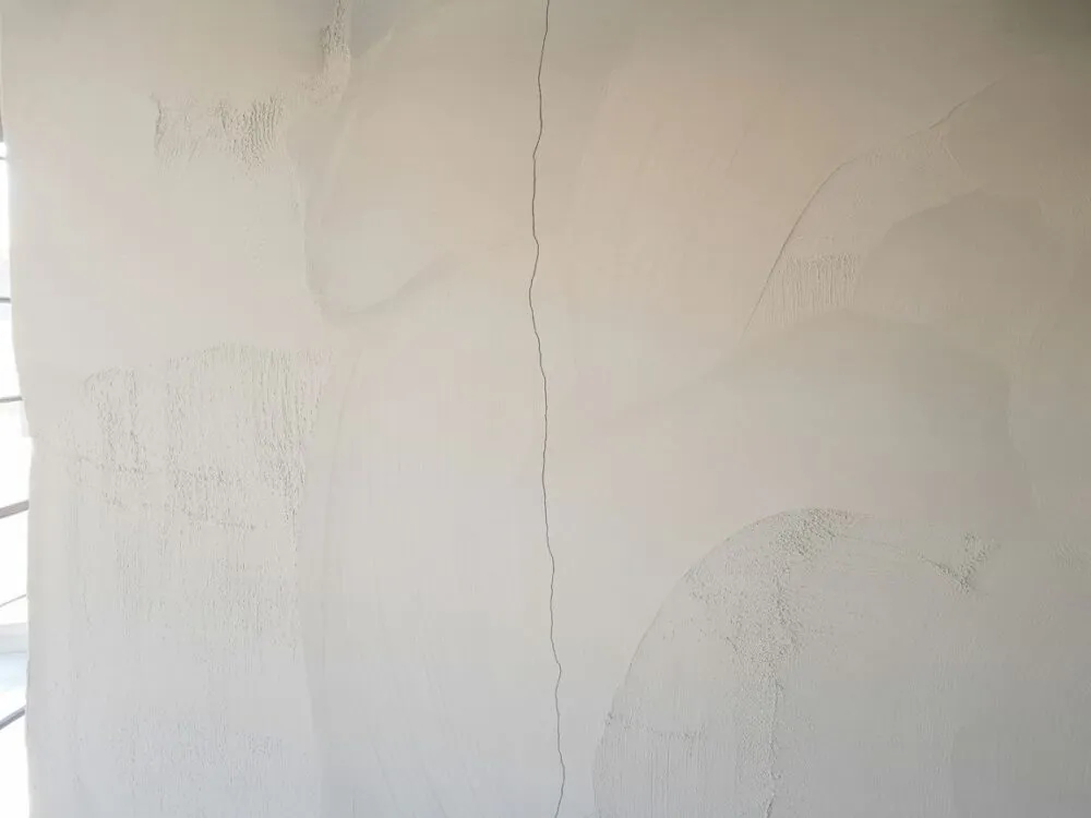 Jaką gładź na tynk gipsowy wybrać, by uniknąć błędów?