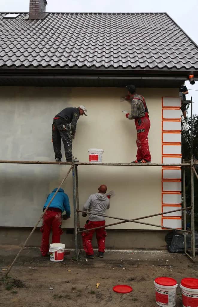 Jak prawidłowo nakładać tynk cienkowarstwowy i uniknąć najczęstszych błędów