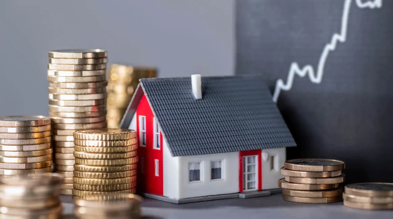 Ile kosztuje budowa domu przez firmę? Poznaj ukryte wydatki i ceny